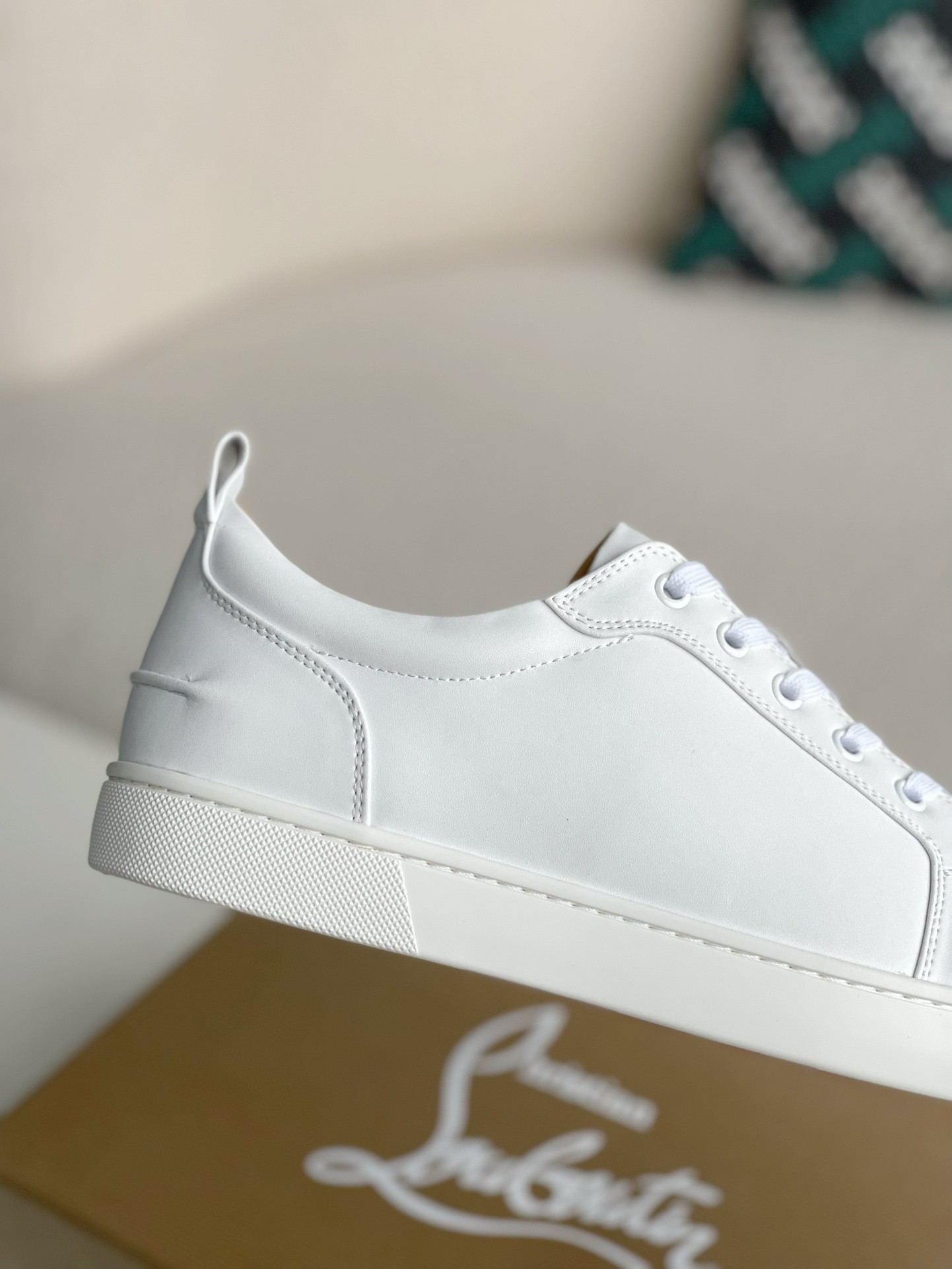 【#3562】 Christian Louboutin Sneaker