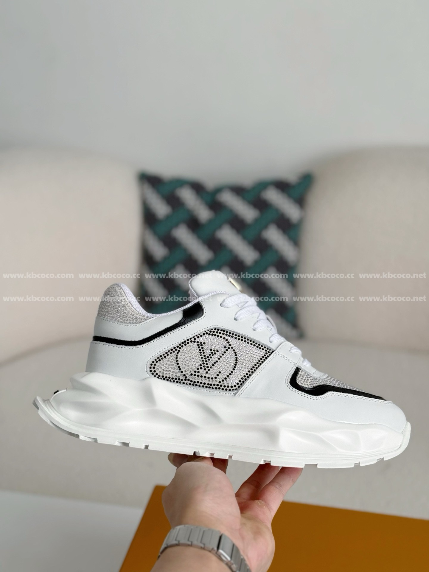 【#5076】 LOUIS VUITTON CASUAL SPORTS SHOES