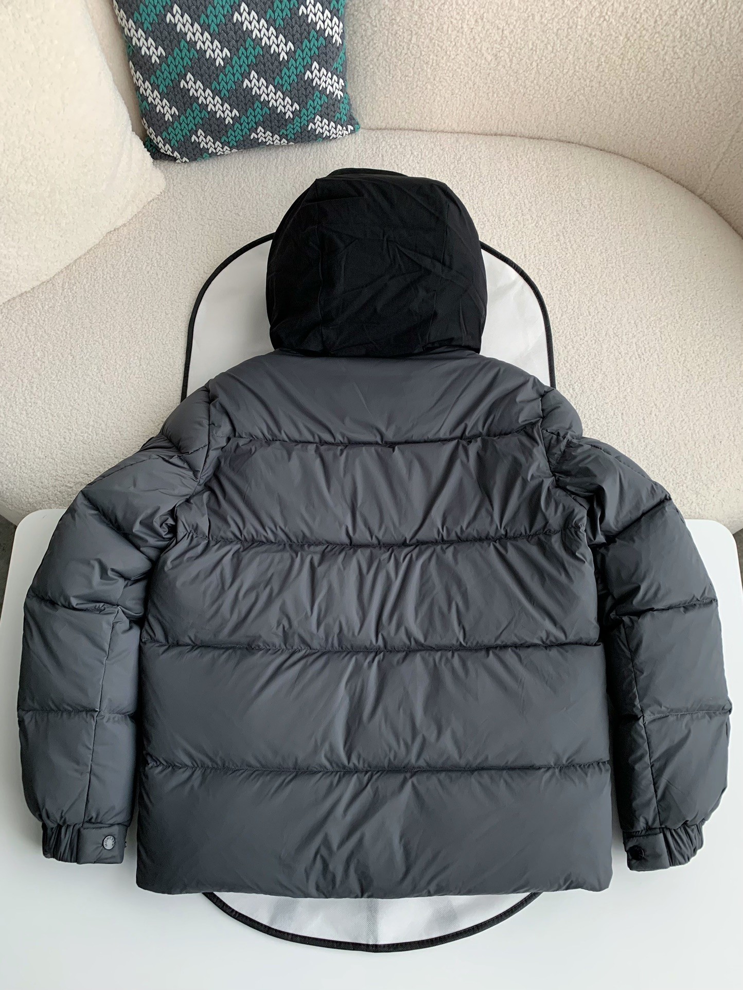 【#2344】Moncler Montbeliard down jacket