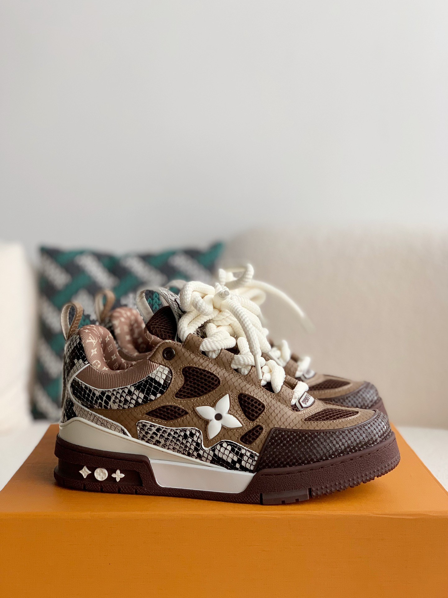 【0724】LOUIS VUITTON NEW SKATE