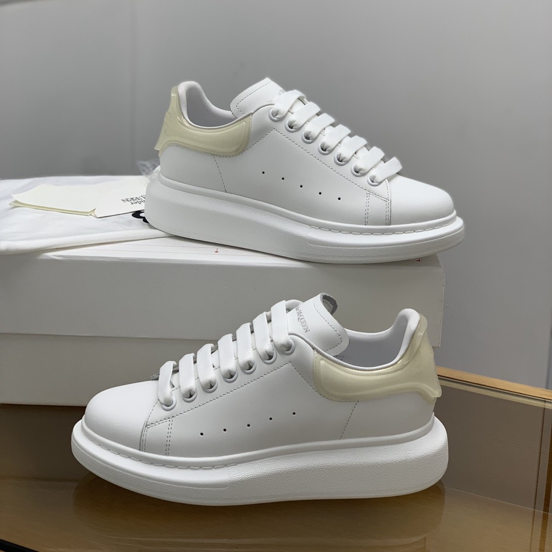 Alexander McQueen MQ Jelly apricot Tail Sneakers