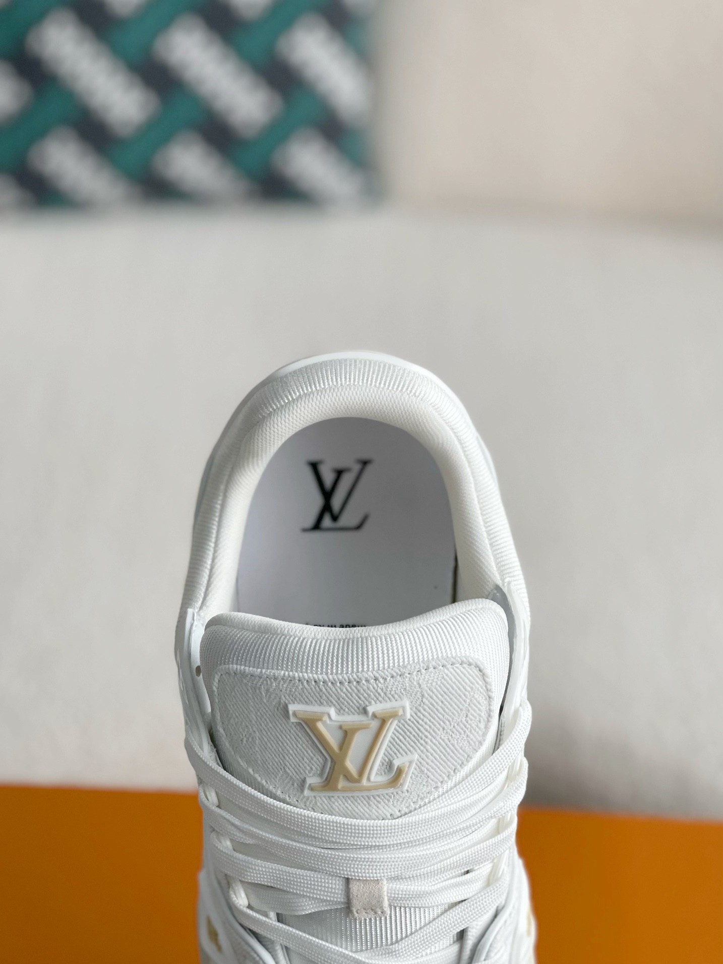 LOUIS VUITTON TRAINER SNEAKERS
