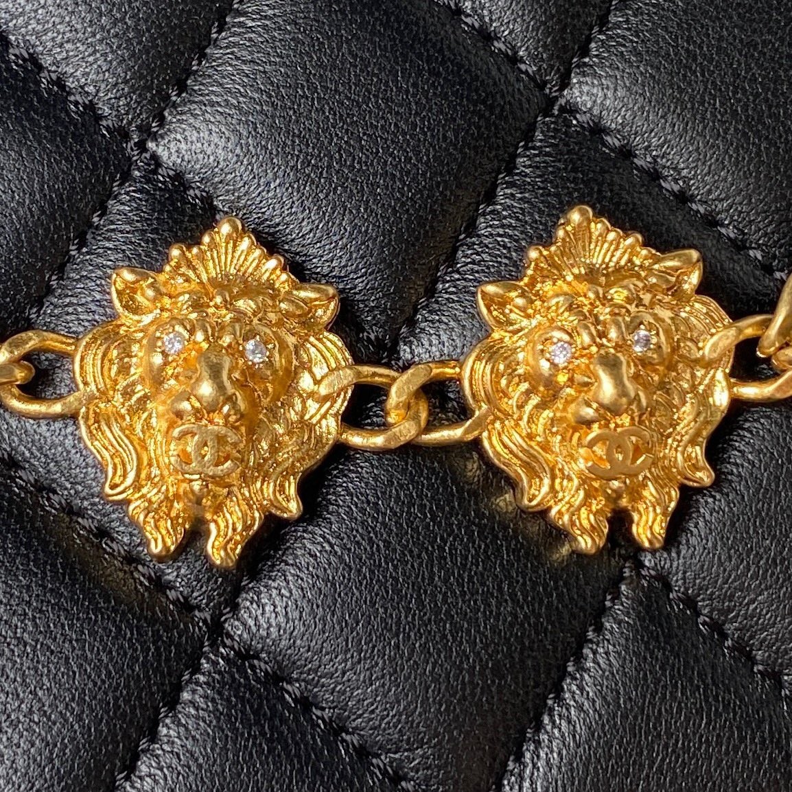 Chanel 23A Golden Little Lion Chain Ba9 AP3429, Top Quality