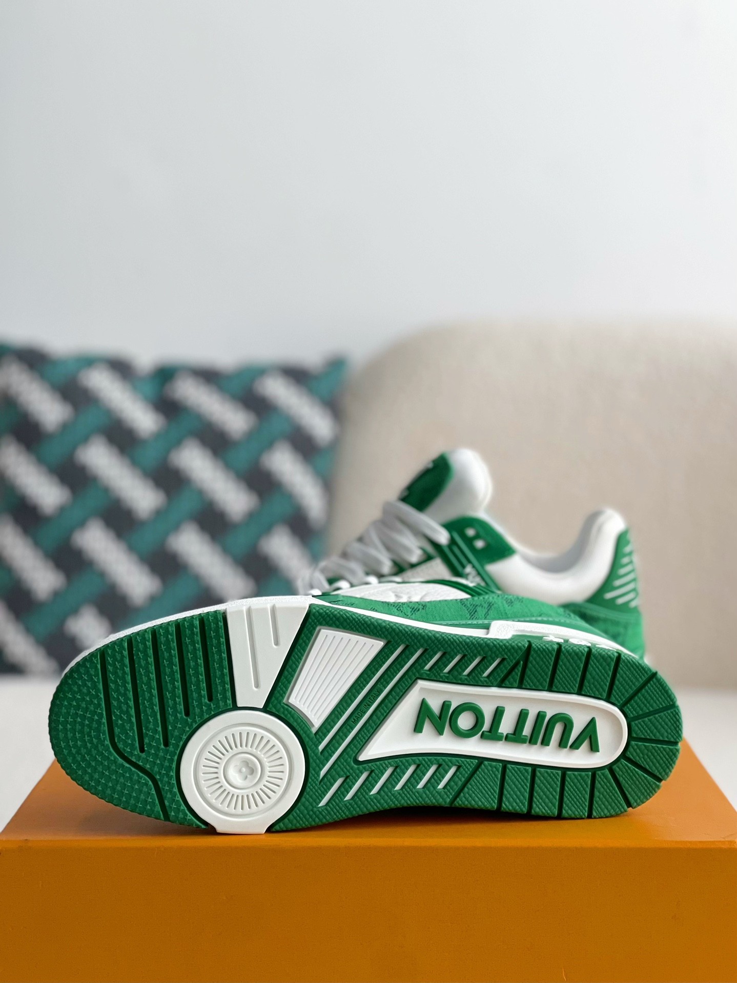 【#314】 LOUIS VUITTON TRAINER 1A8FN8 Sneakers