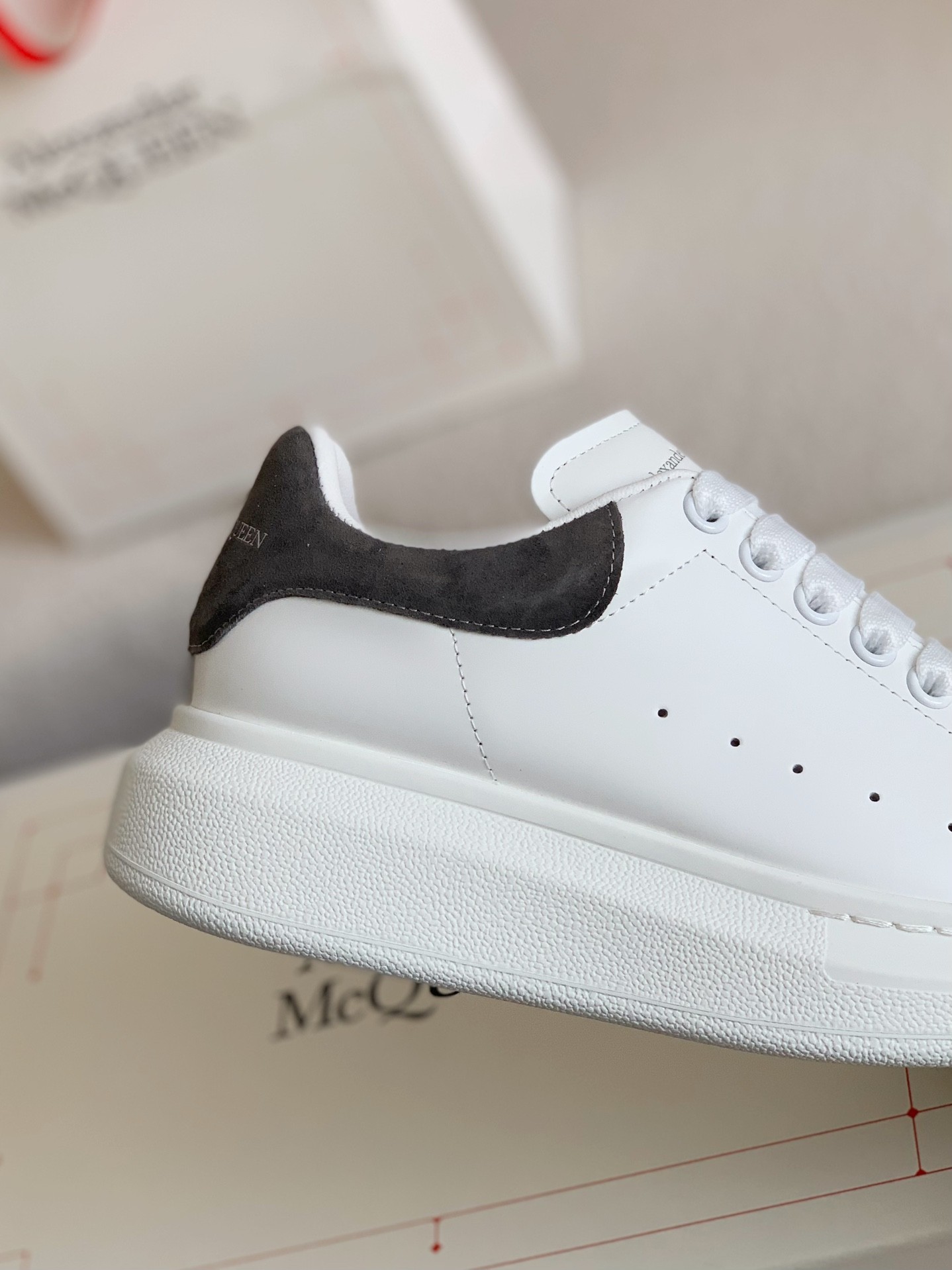 Alexander McQueen MQ Dark grey velvet tail Sneakers