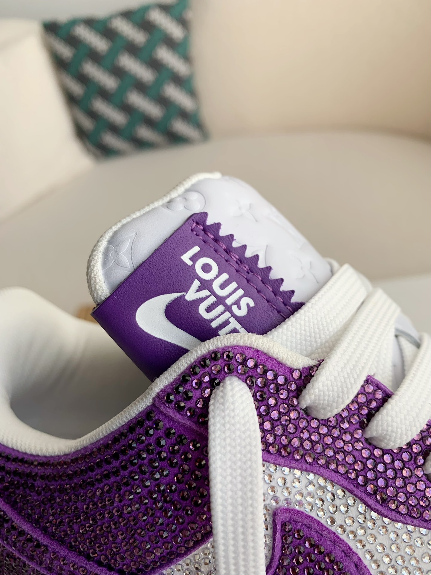 LOUIS VUITTON x NIKE AIR FORCE 1 SNEAKER