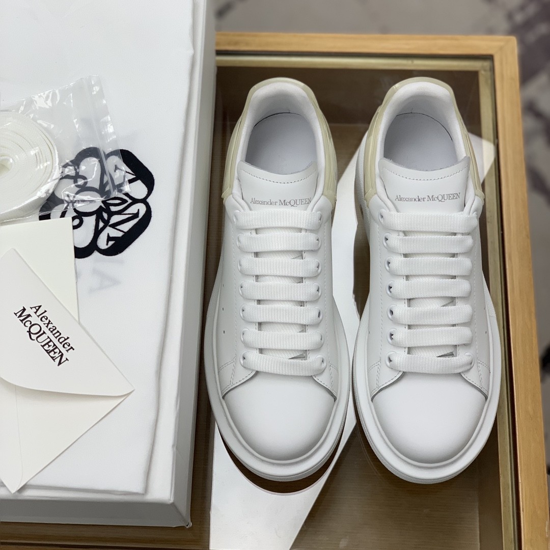 Alexander McQueen MQ Jelly apricot Tail Sneakers