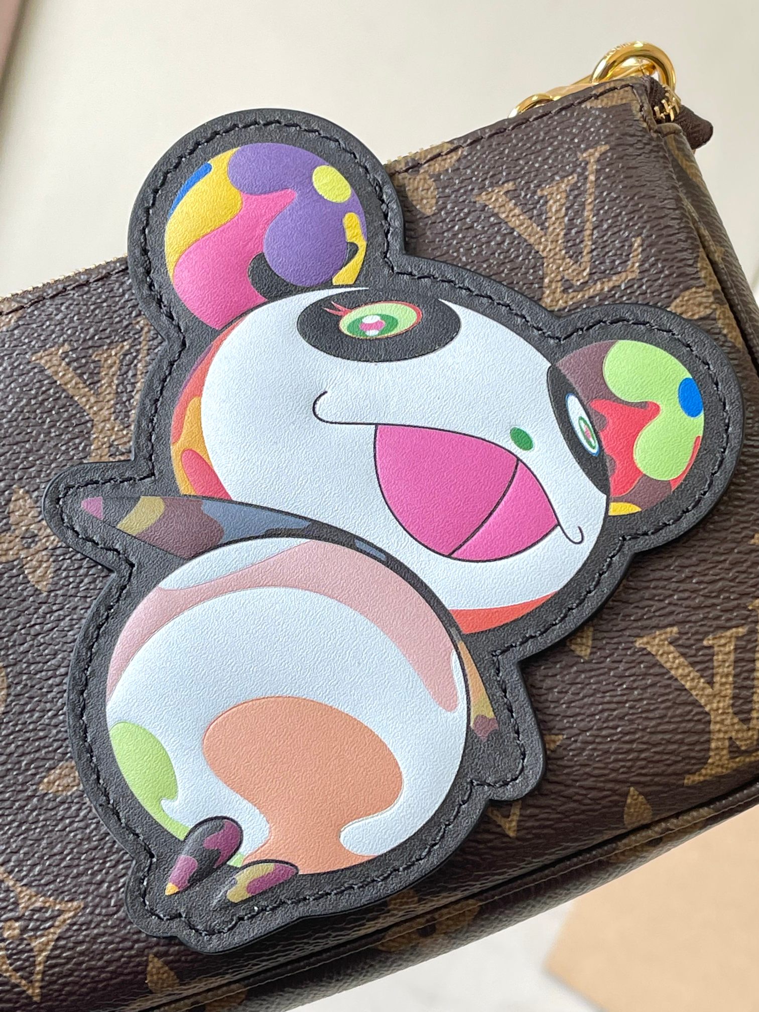 LOUIS VUITTON xTakashi Murakami Pochette Accessories Shoulder bag/top quality M13440
