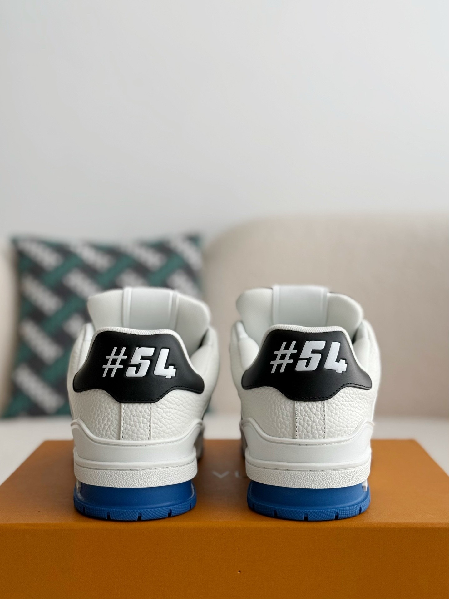 [#3720] LOUIS VUITTON TRAINER SNEAKERS