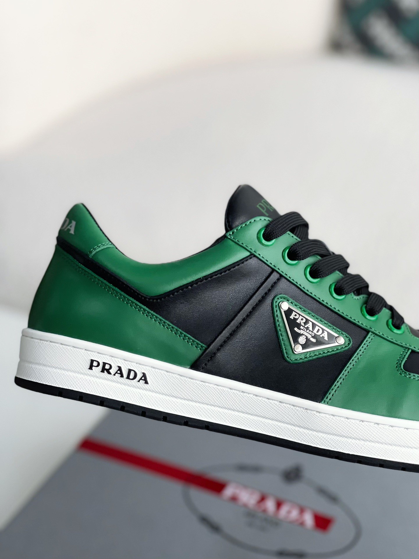 【#3290】 Prada Sneakers