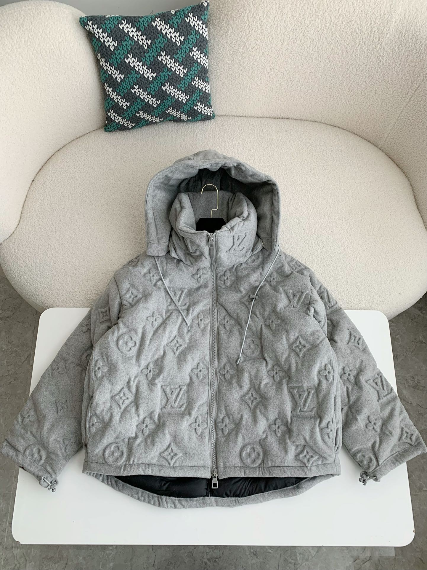 【#2553】 Louis Vuitton zip hooded jacket