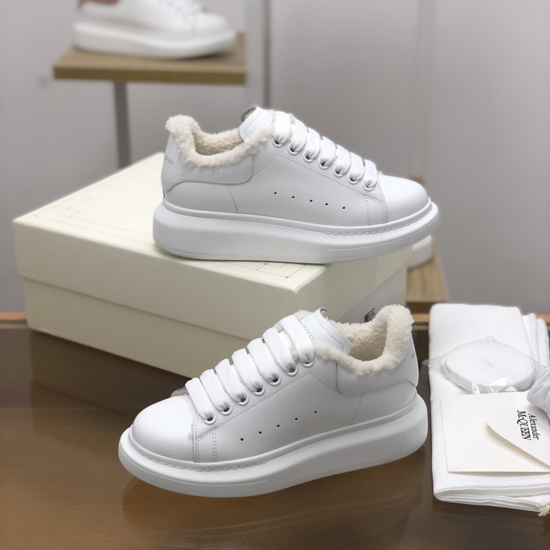 Alexander McQueen MO White velvet Lining Sneakers