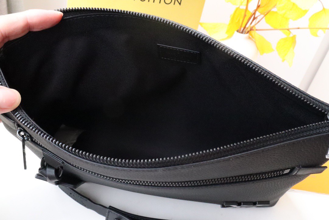 LOUIS VUITTON logo calfskin protectivecase clutch M69837 Top quality