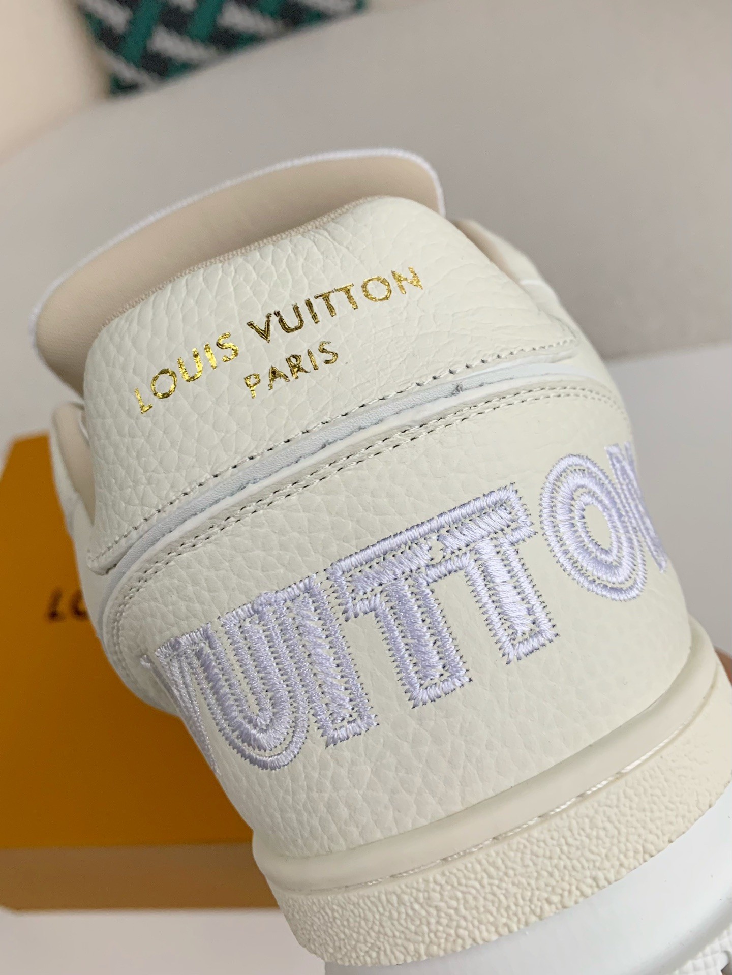 [#3343」 LOUIS VUITTON TRAINER SNEAKERS