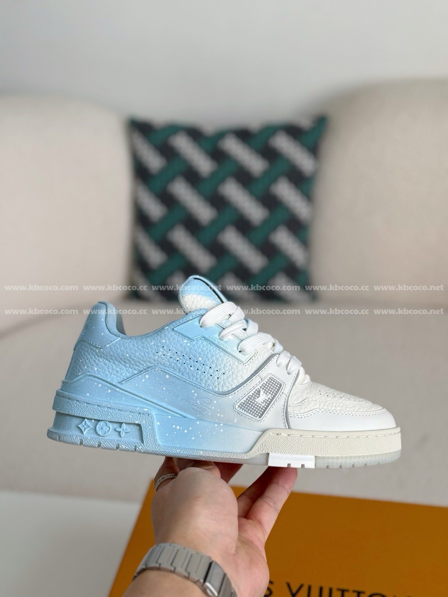 【#5198】 LOUIS VUITTON TRAINER SNEAKERS