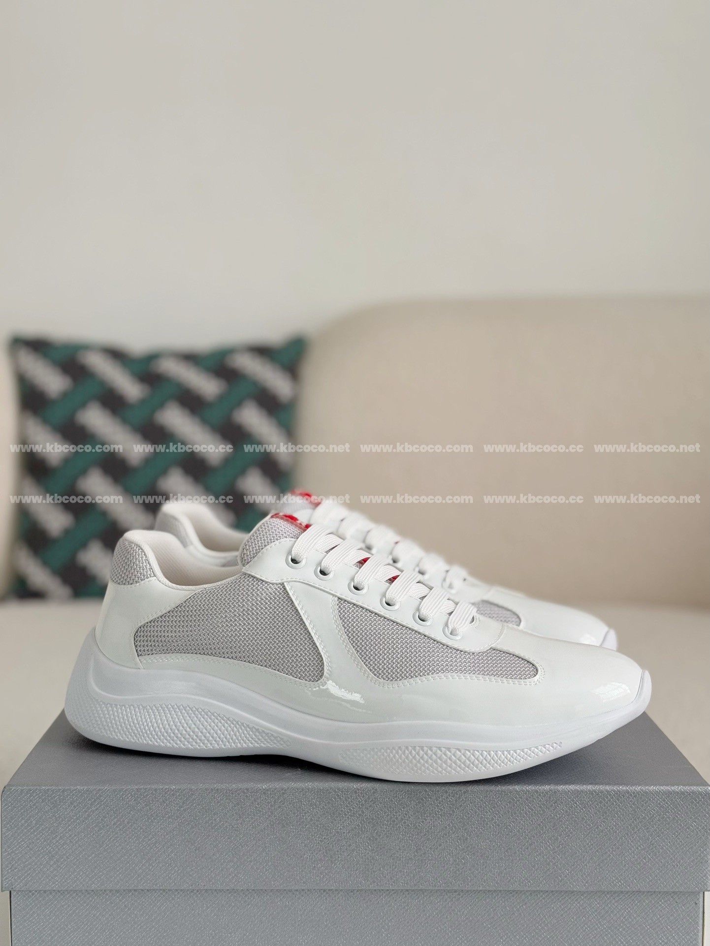 【#625】Prada Sneakers