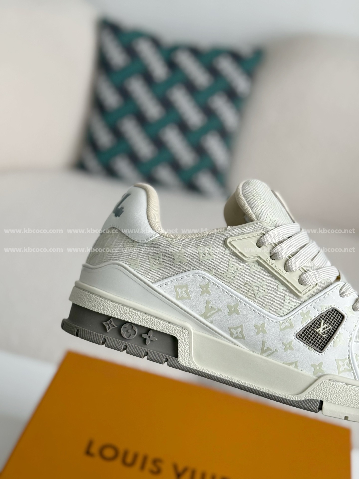 【#5259】 LOUIS VUITTON TRAINER SNEAKERS