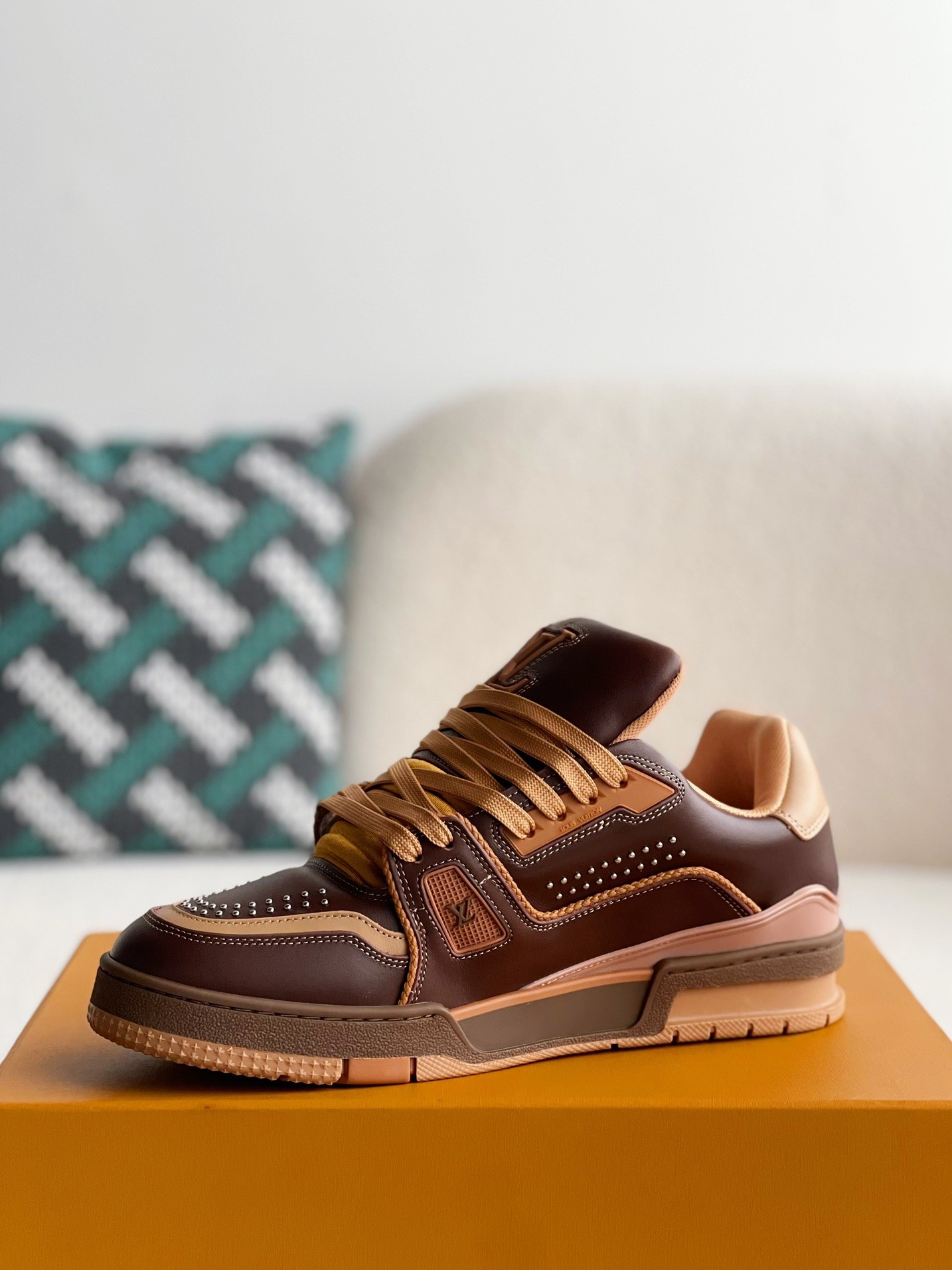 [#3311]LOUIS VUITTON TRAINER SNEAKERS