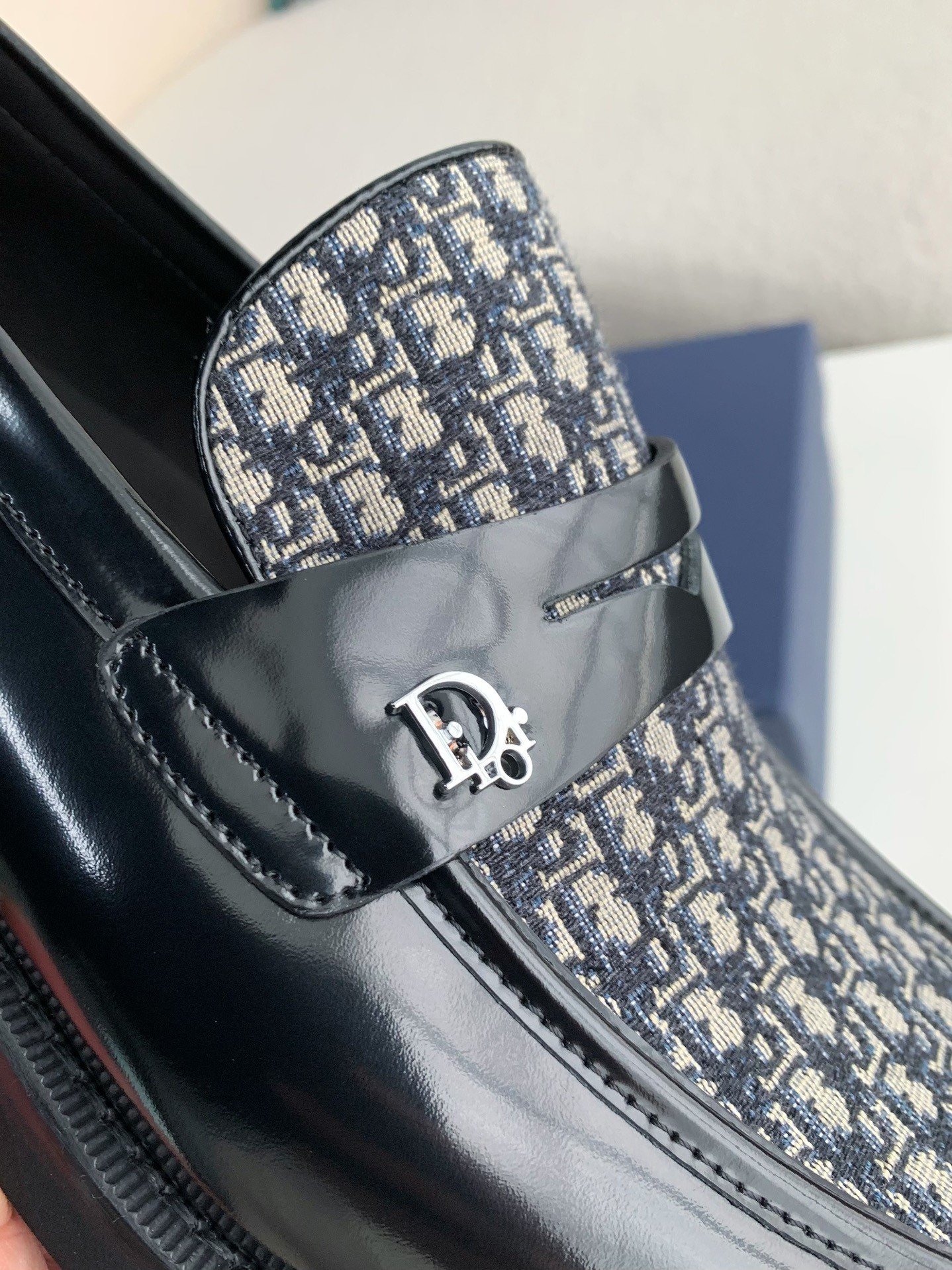 DlOR Men's Leather Shoes