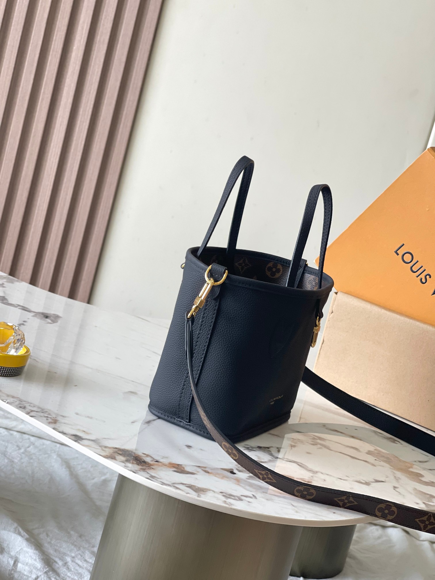 LOUIS VUITTON NEVERFULL INSIDE OUT BB Tote bag/top quality M12099