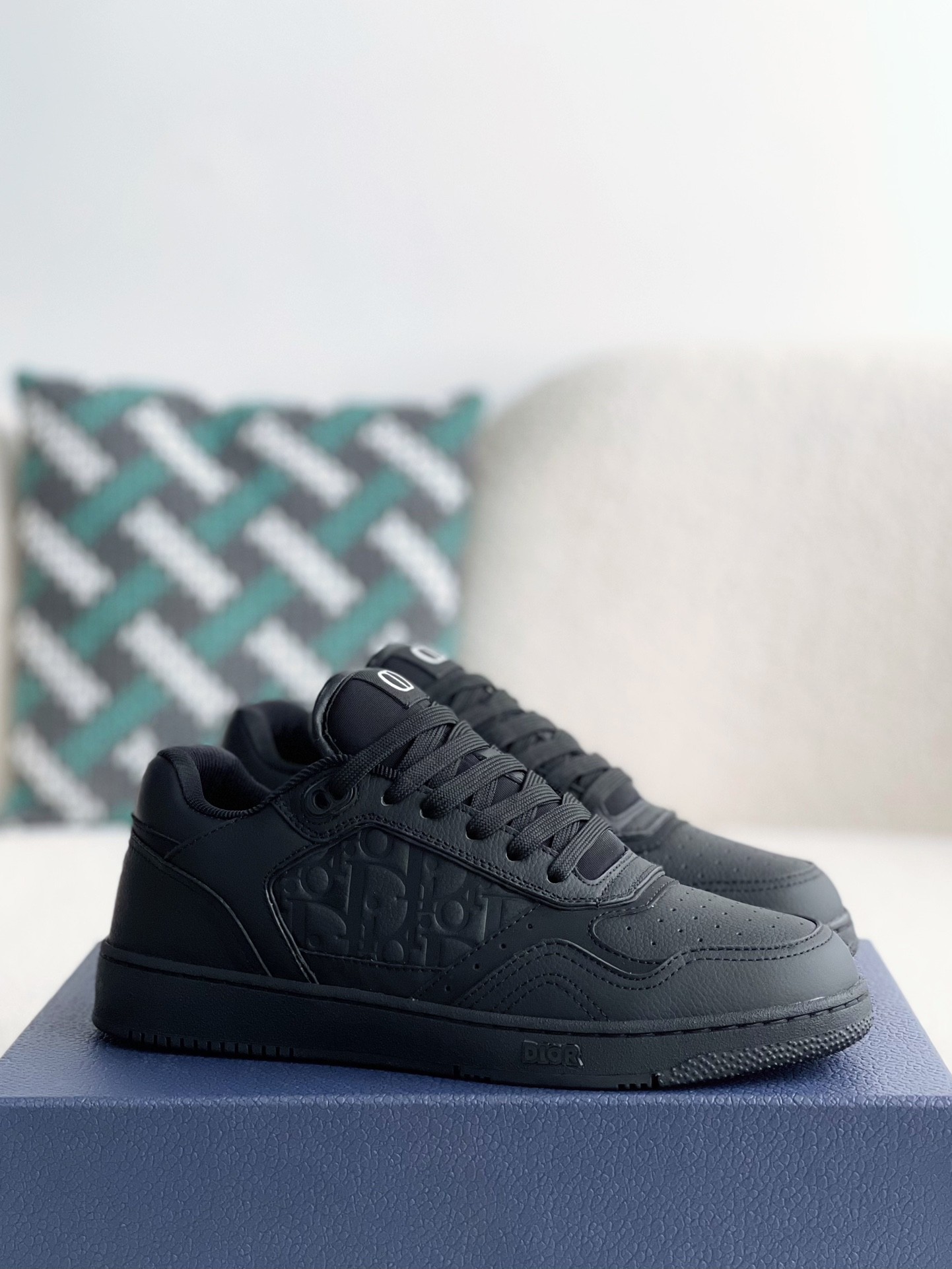 DIOR New B27 Sneaker