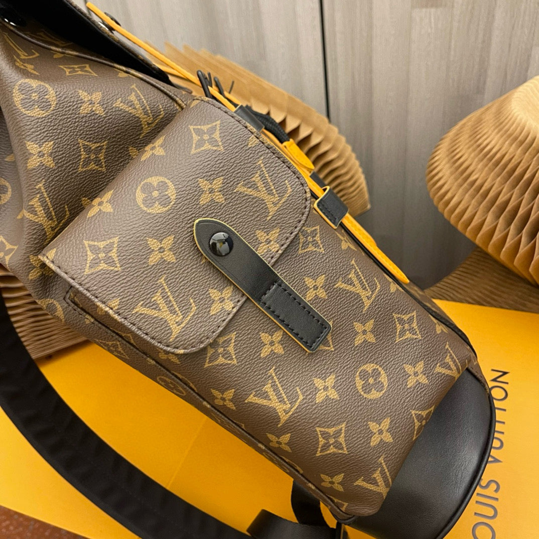 LOUIS VUITTON CHRISTOPHER backpack M46686