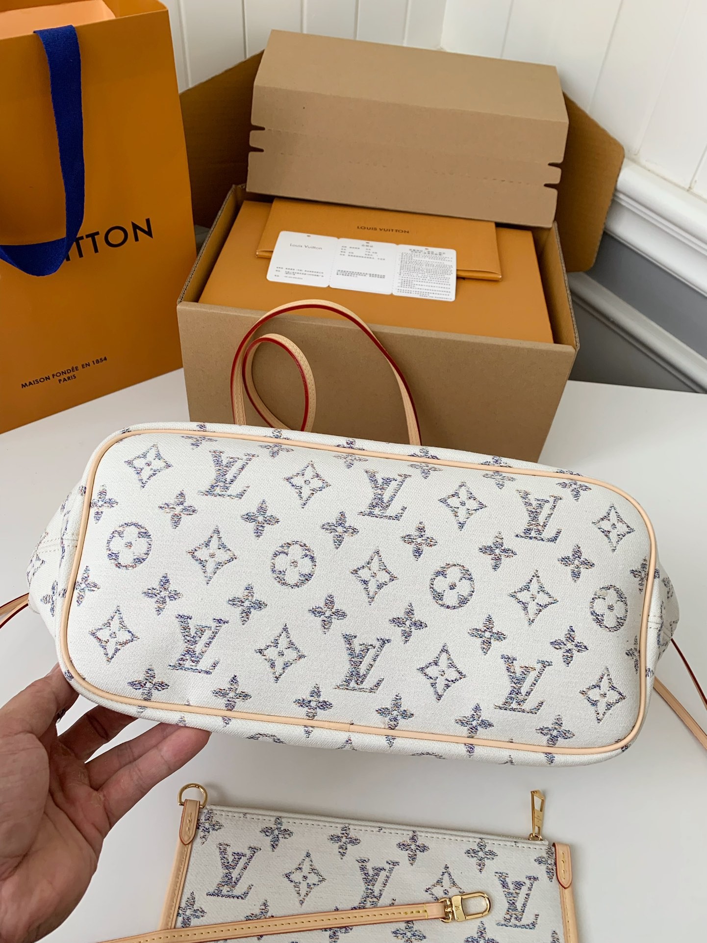 Louis Vuitton Neverfull medium handba9 M24905