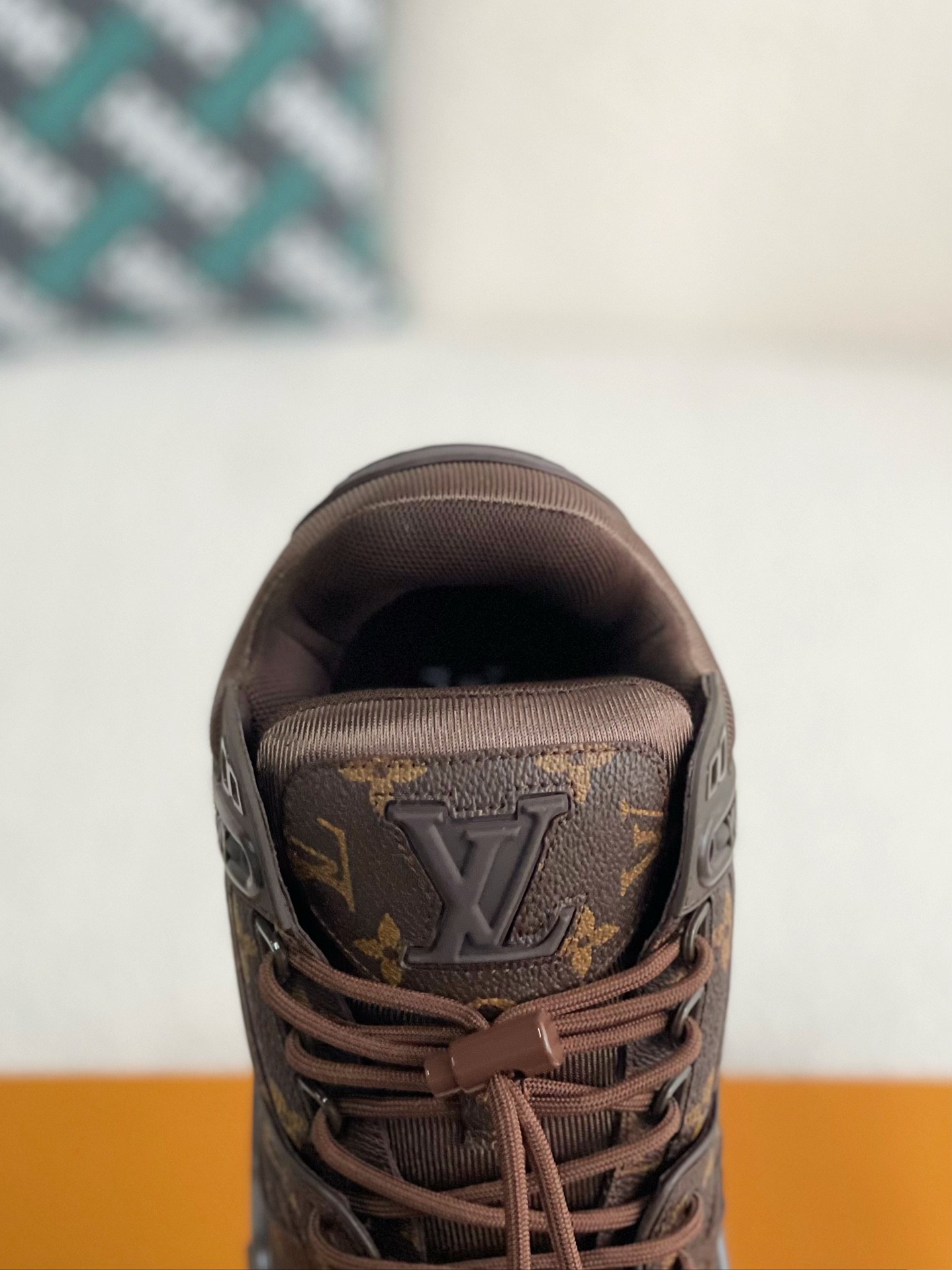 [#3340]LOUIS VUITTON TRAINER SNEAKERS