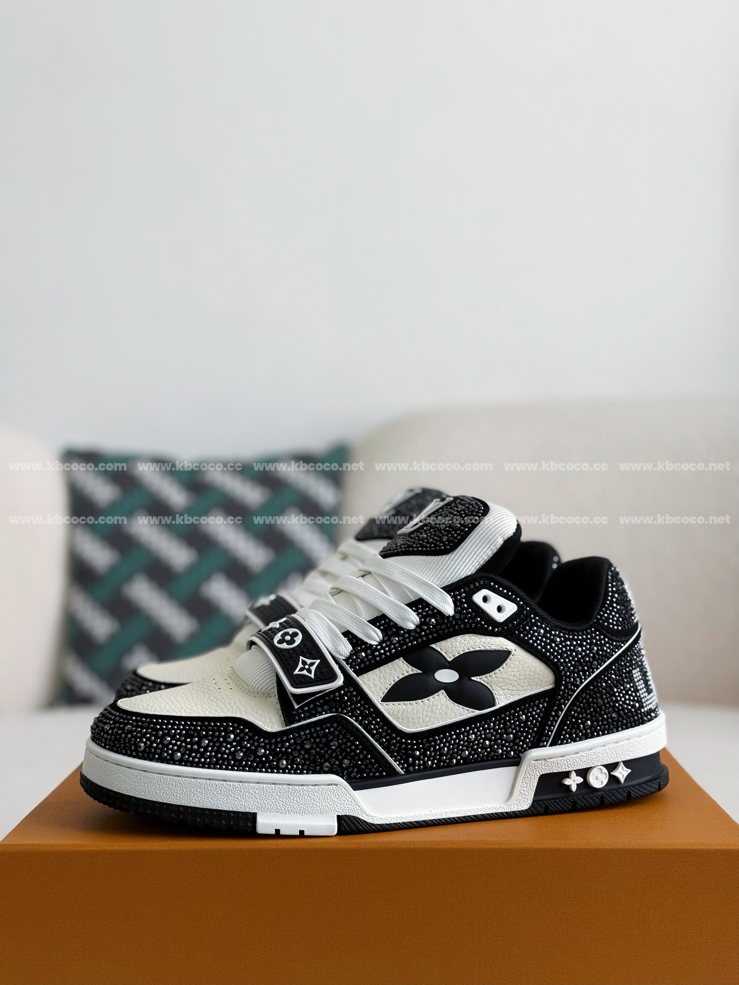 【#4101】LOUIS VUITTON TRAINER SNEAKERS