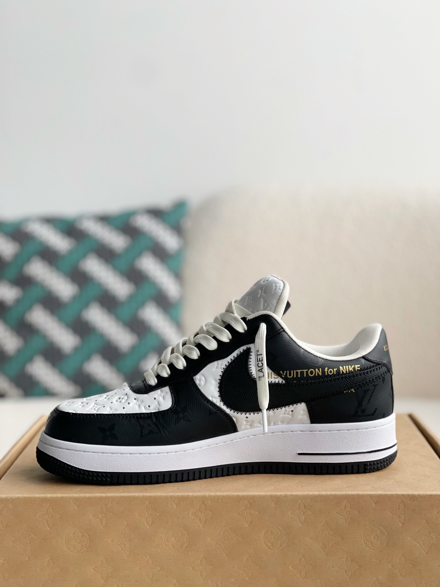LVUITTON x Nike Air Force 1 Sneaker