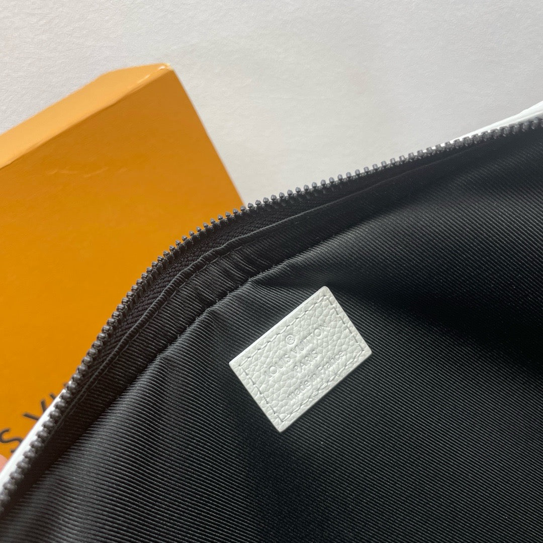 LOUIS VUITTON TrioMessenger Postman bag/top quality M24754