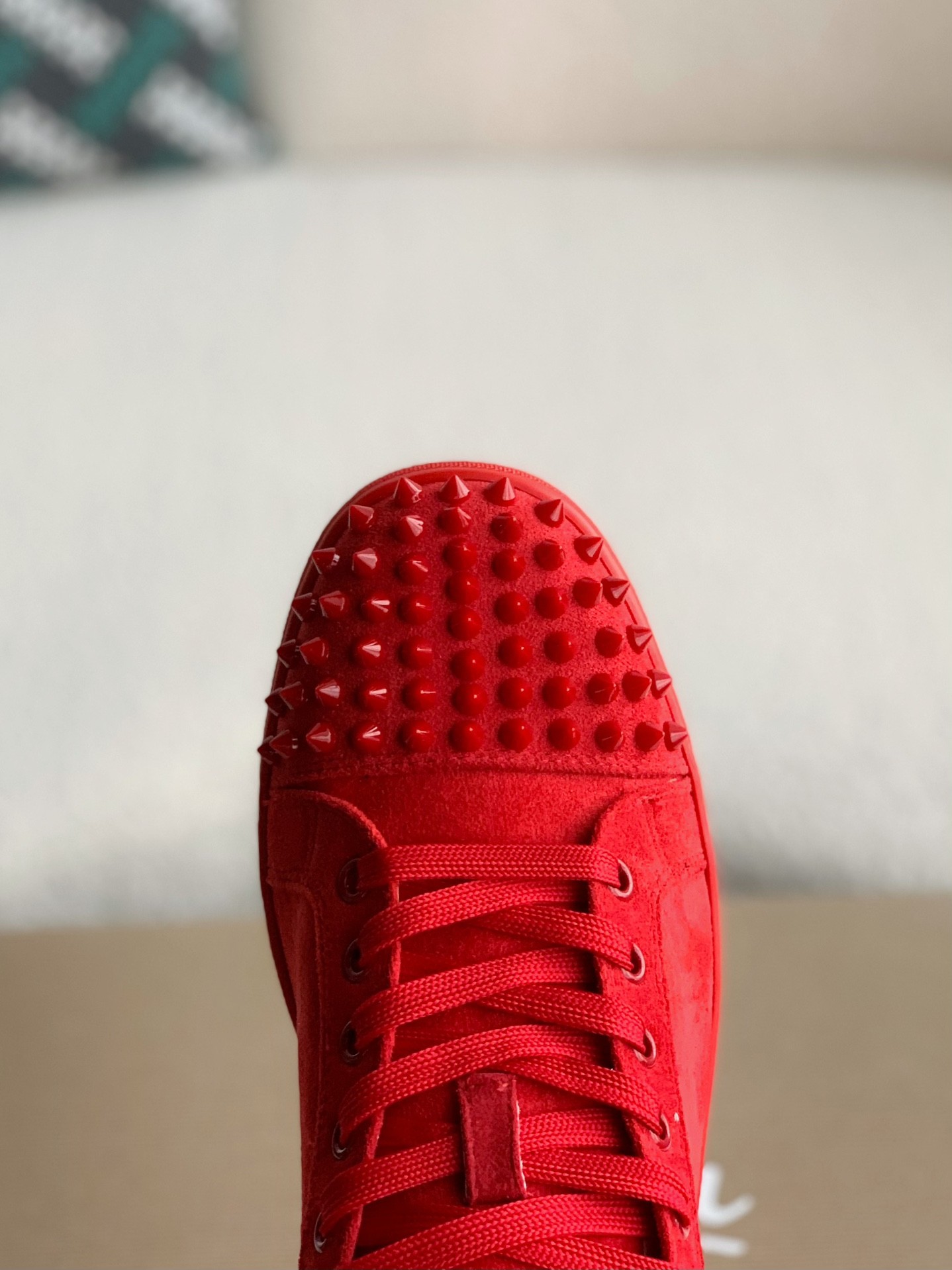 【#697】 Christian Louboutin Sneakers