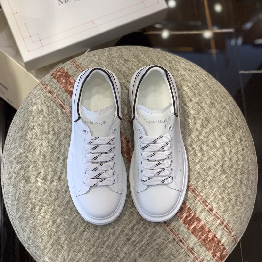 Alexander McQueen MQ white film tailSneakers