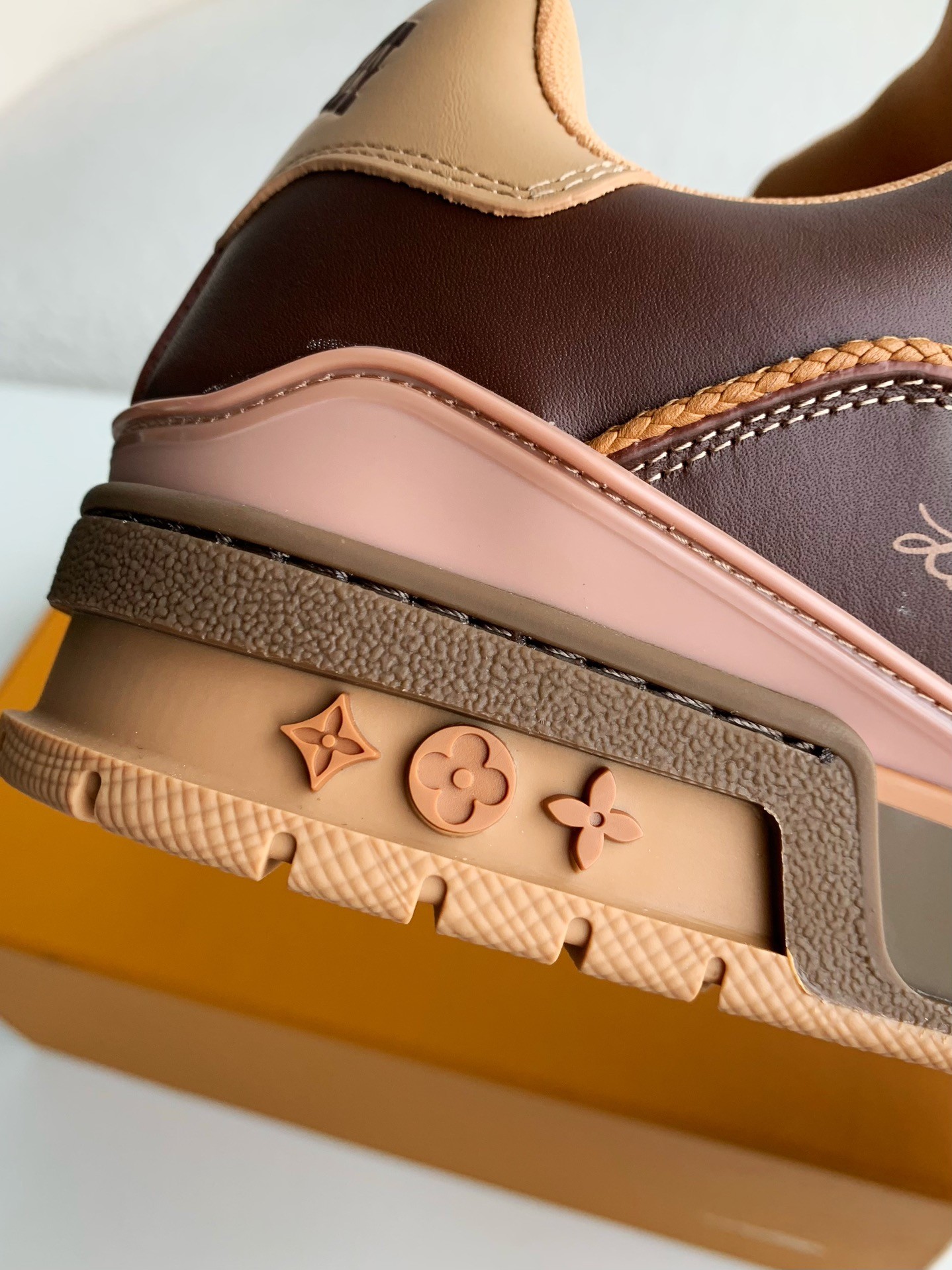 [#3311]LOUIS VUITTON TRAINER SNEAKERS