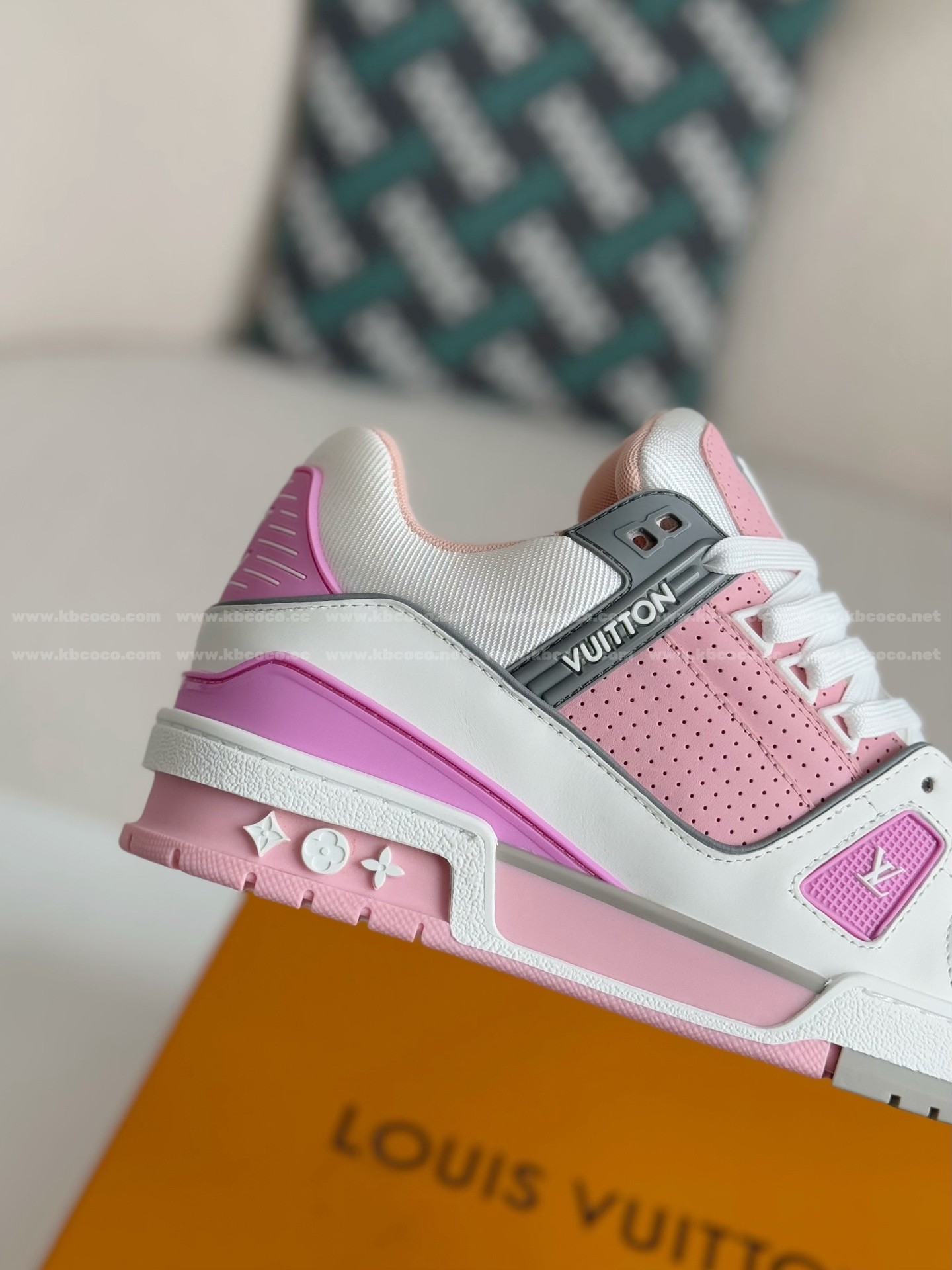 【#5775】 LOUIS VUITTON TRAINER SNEAKERS