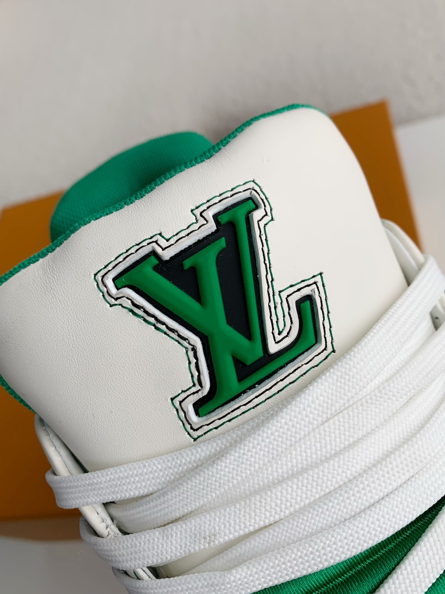 [#3312]LOUIS VUITTON TRAINER SNEAKERS