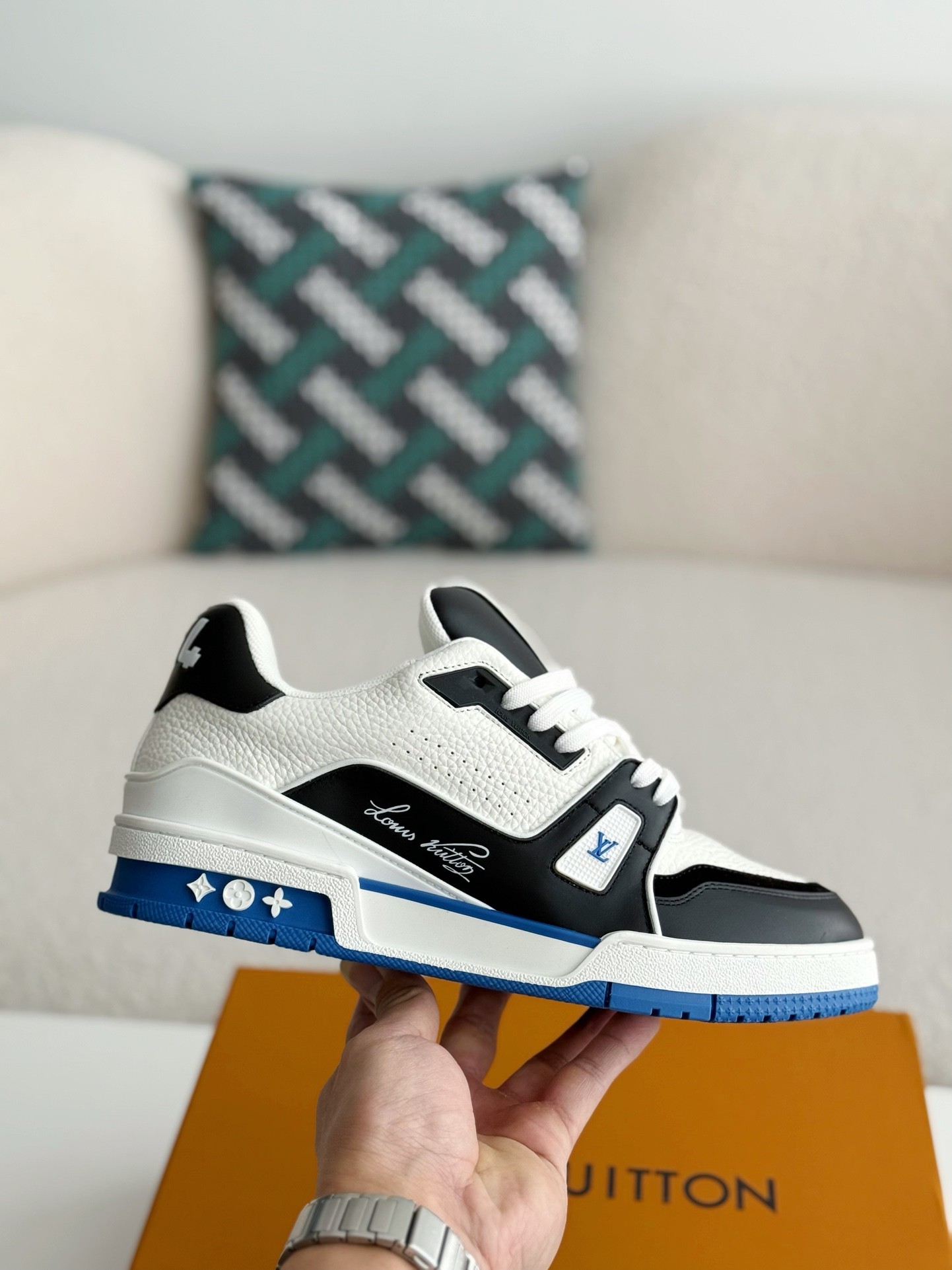 [#3720] LOUIS VUITTON TRAINER SNEAKERS