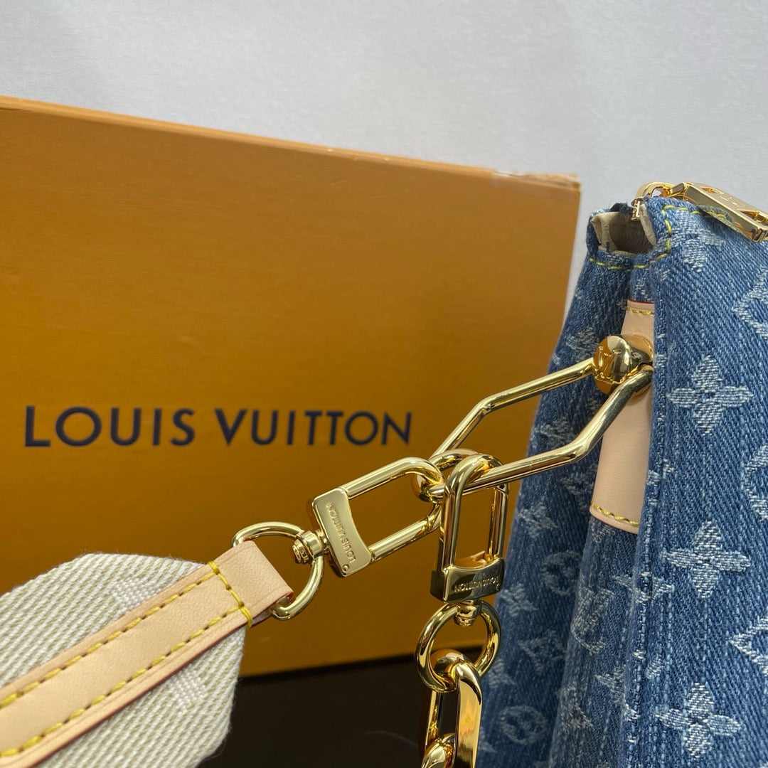 LOUIS VUITTON Coussin PM Top Quality M24564