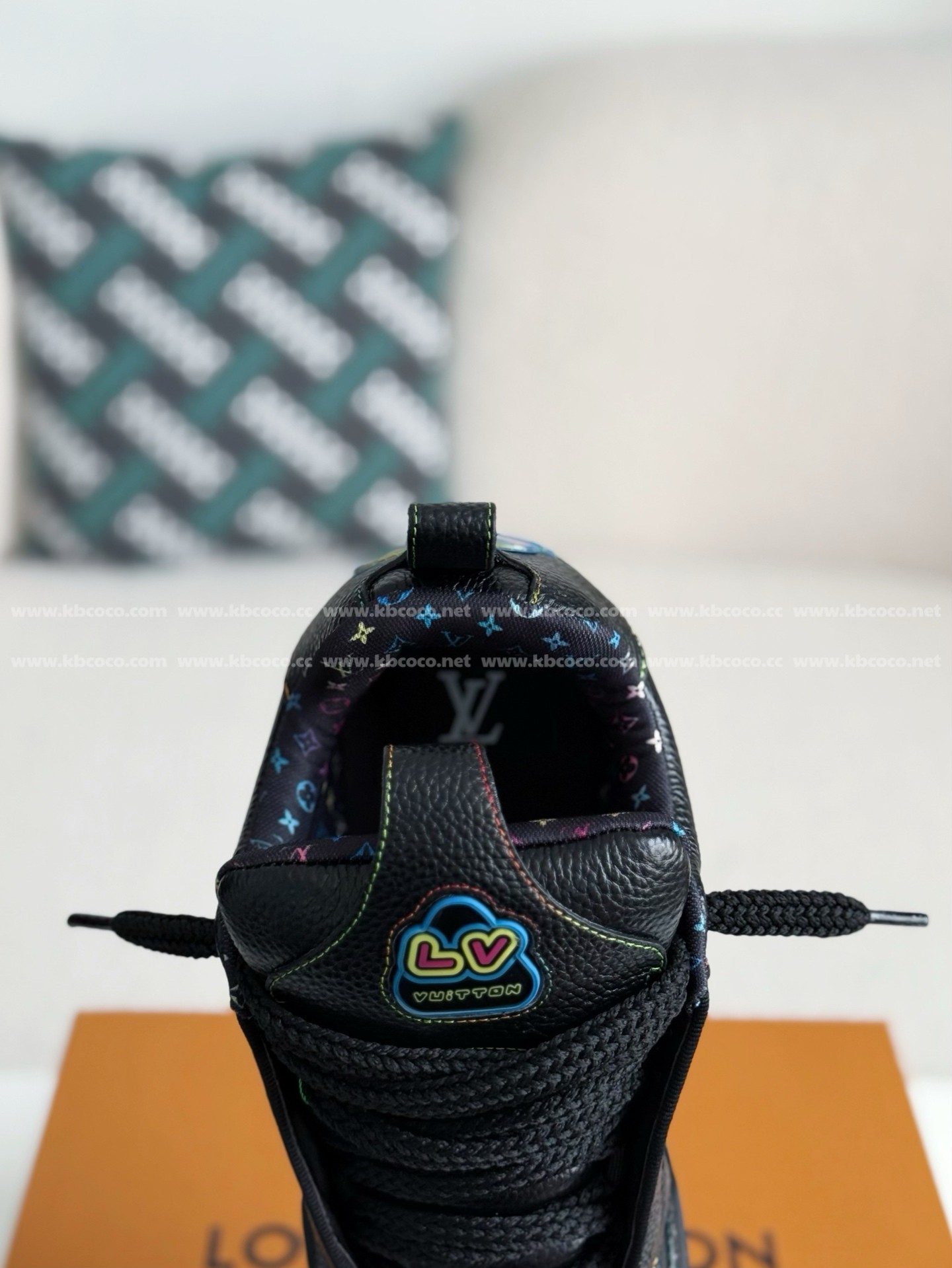 【#4629】 LOUIS VUITTON SKATE LOW-TOP SNEAKERS