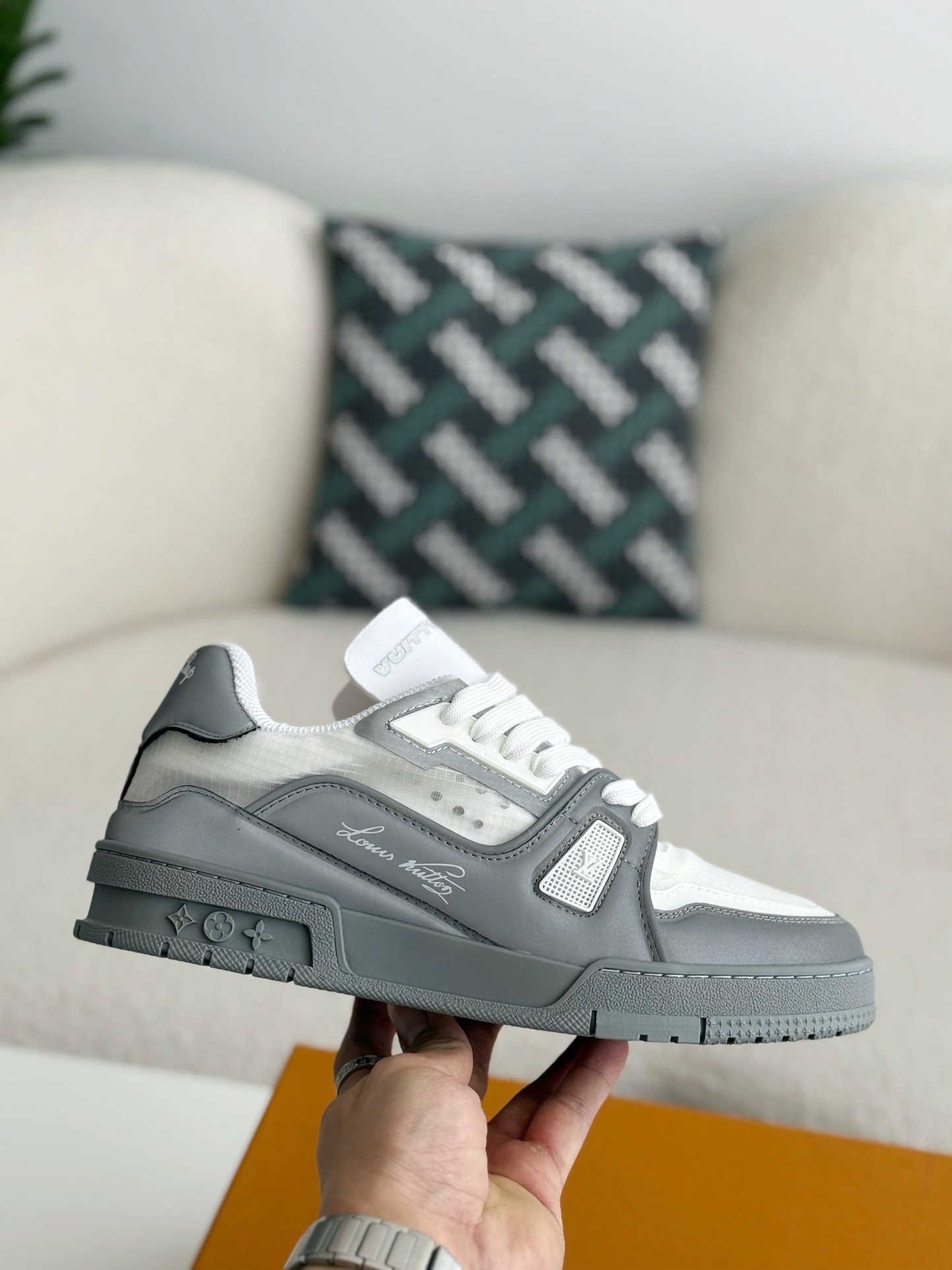 [#3836」 LOUIS VUITTON TRAINER CUP SNEAKERS