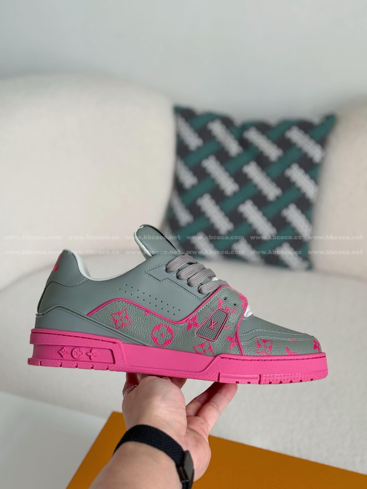 【#5779】 LOUIS VUITTON TRAINER SNEAKERS