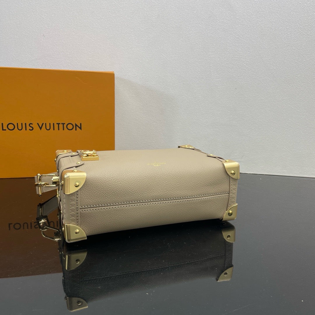 LOUIS VUITTON Trunk Shoulder bag/top quality M25160