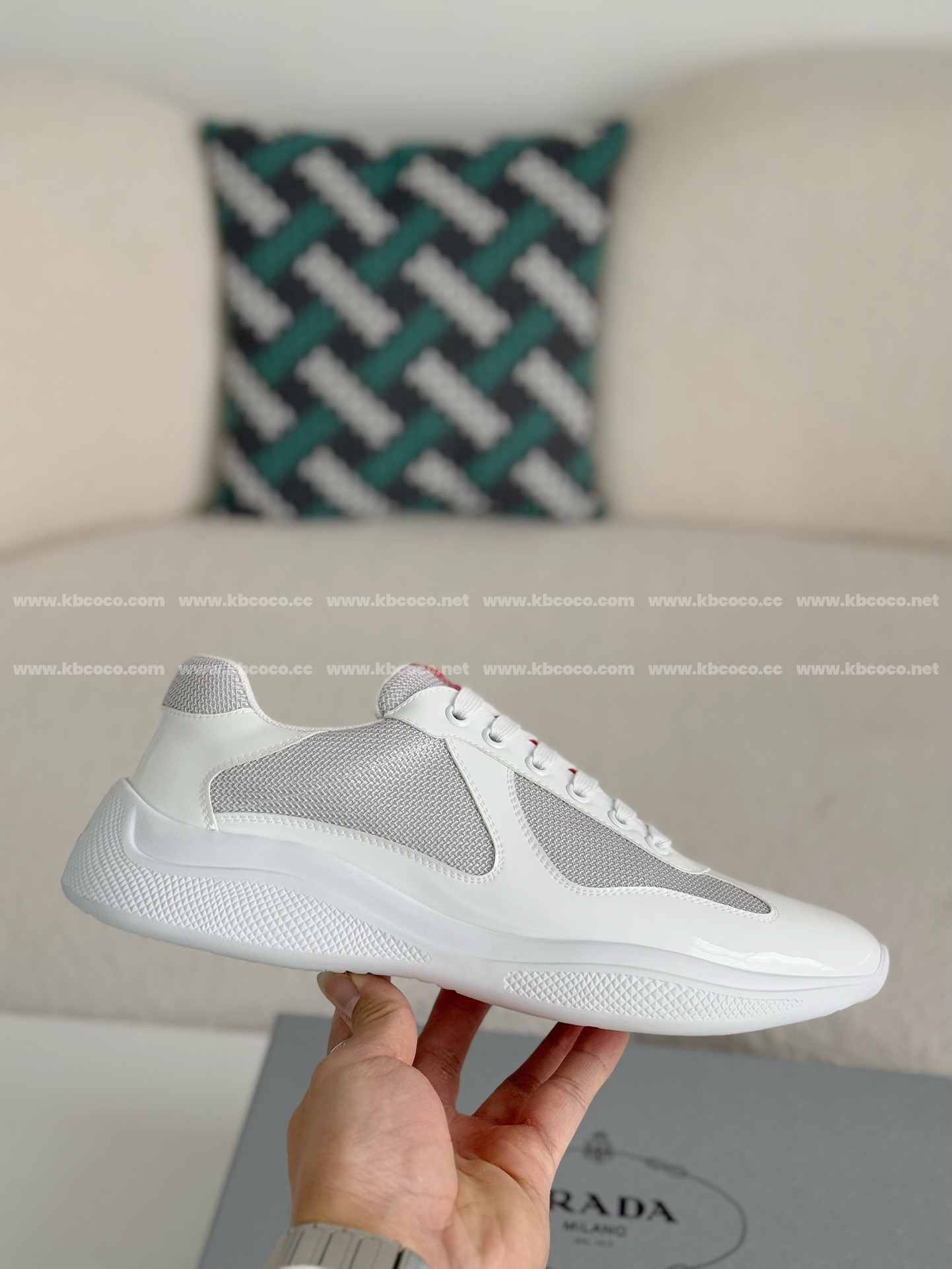 【#625】Prada Sneakers