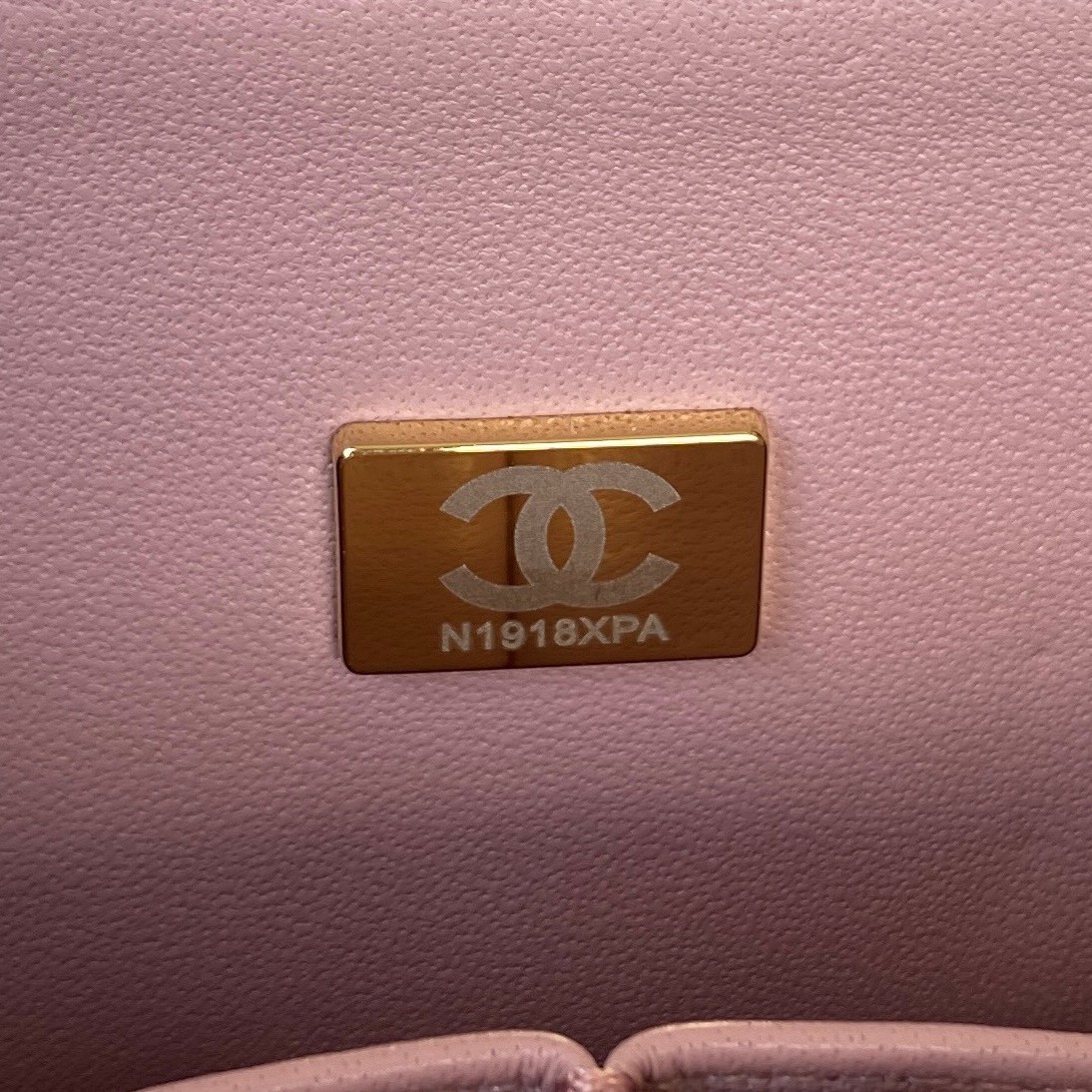 Chanel Classic Flap Bag A01113, Top Quality, Medium