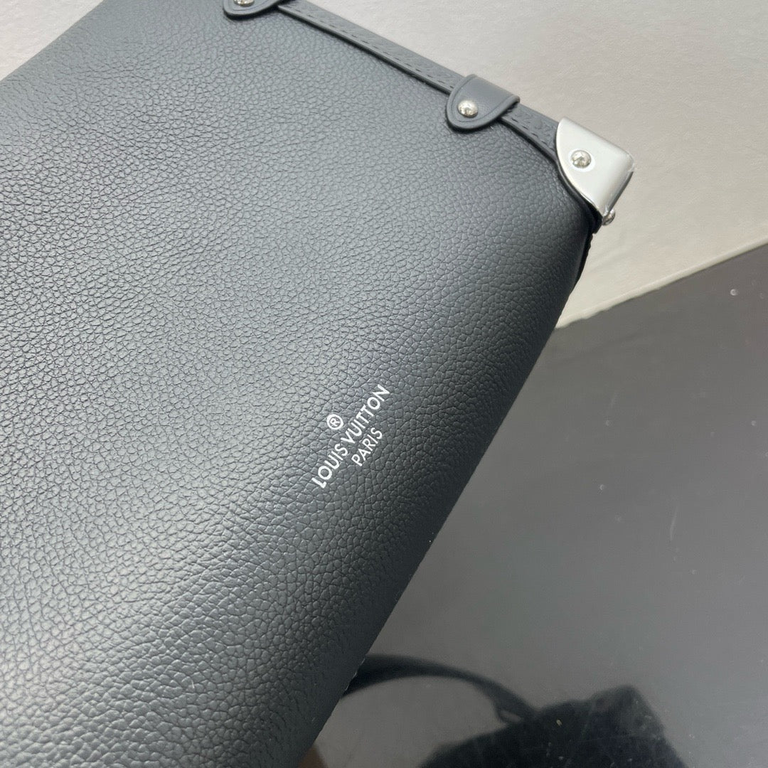 LOUIS VUITTON Trunk Shoulder bag/top quality M25160