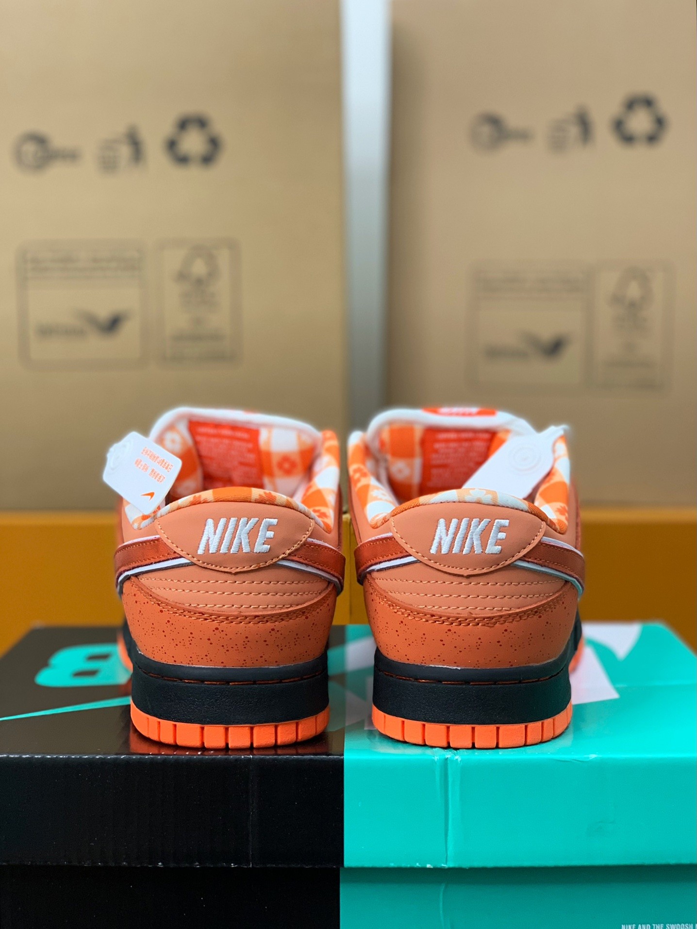 【#753】 Nike UA Dunk SB Low OrangeLobster Sneakers