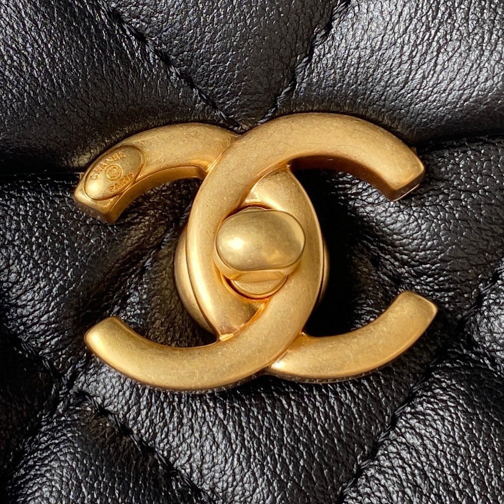 Chanel 23S Underarm Bag AS3994, TopQuality