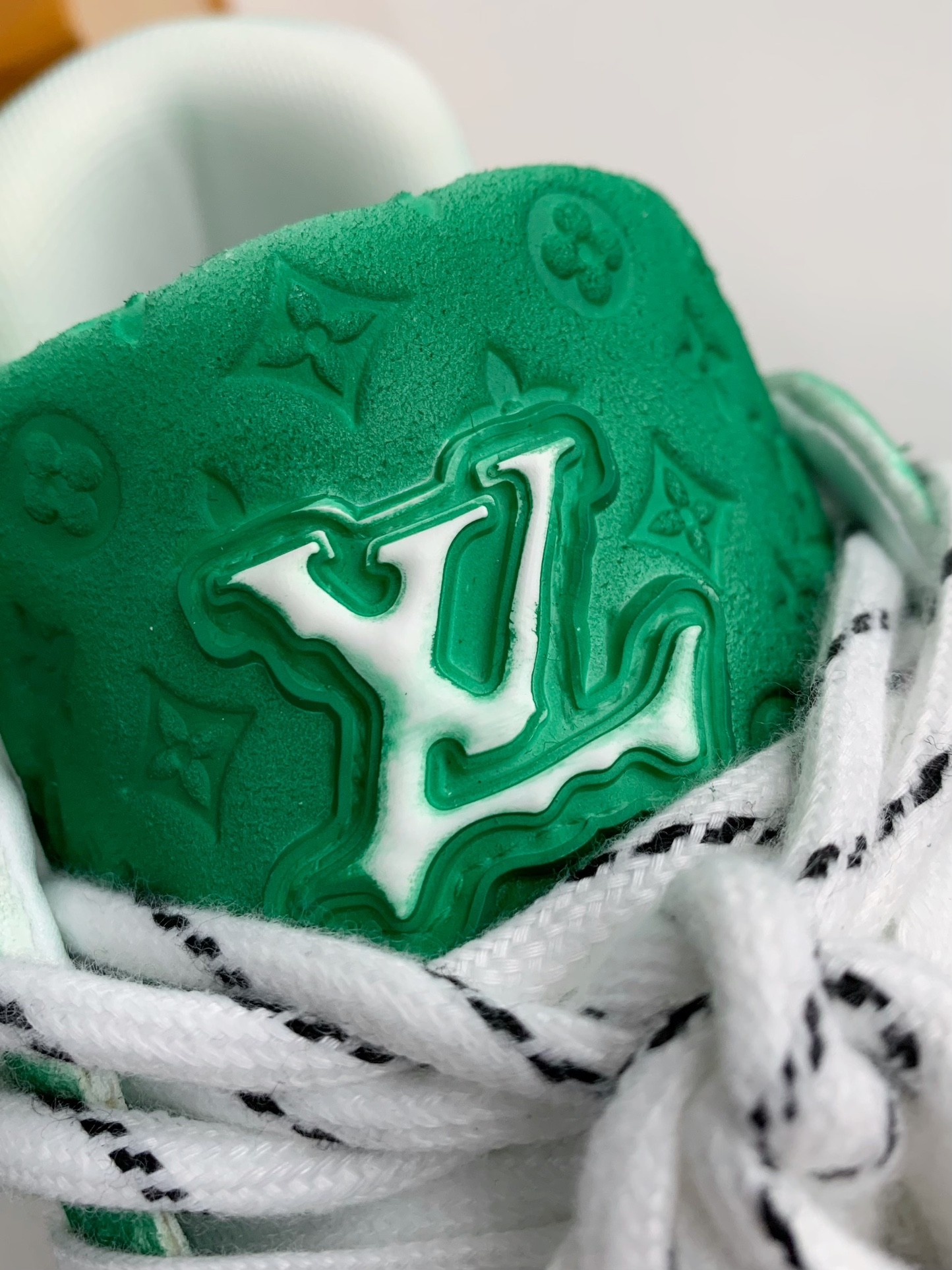 [#3564]LOUIS VUITTON TRAINER SNEAKERS