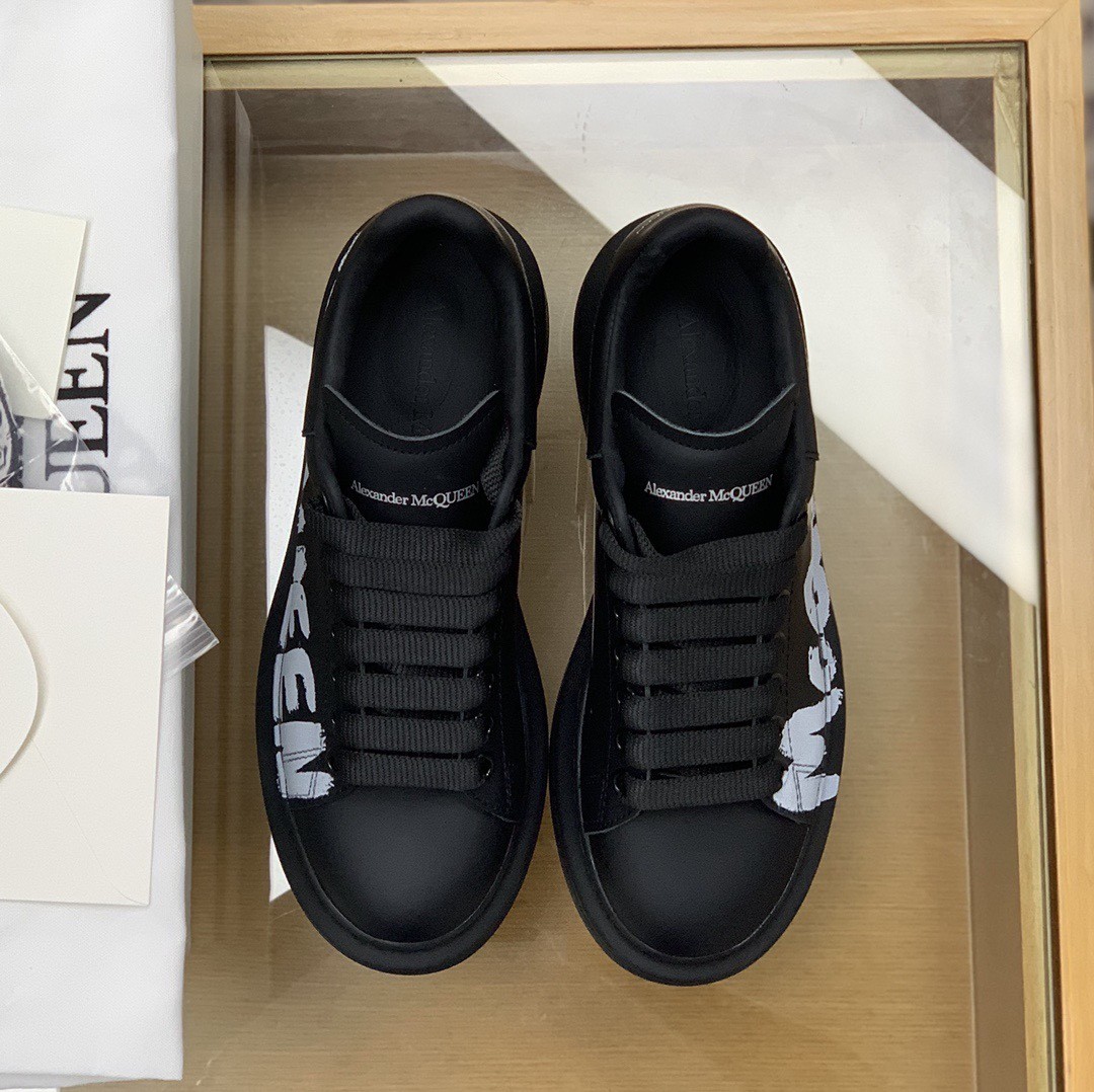 Alexander McQueen MQ 3D black letterSneakers
