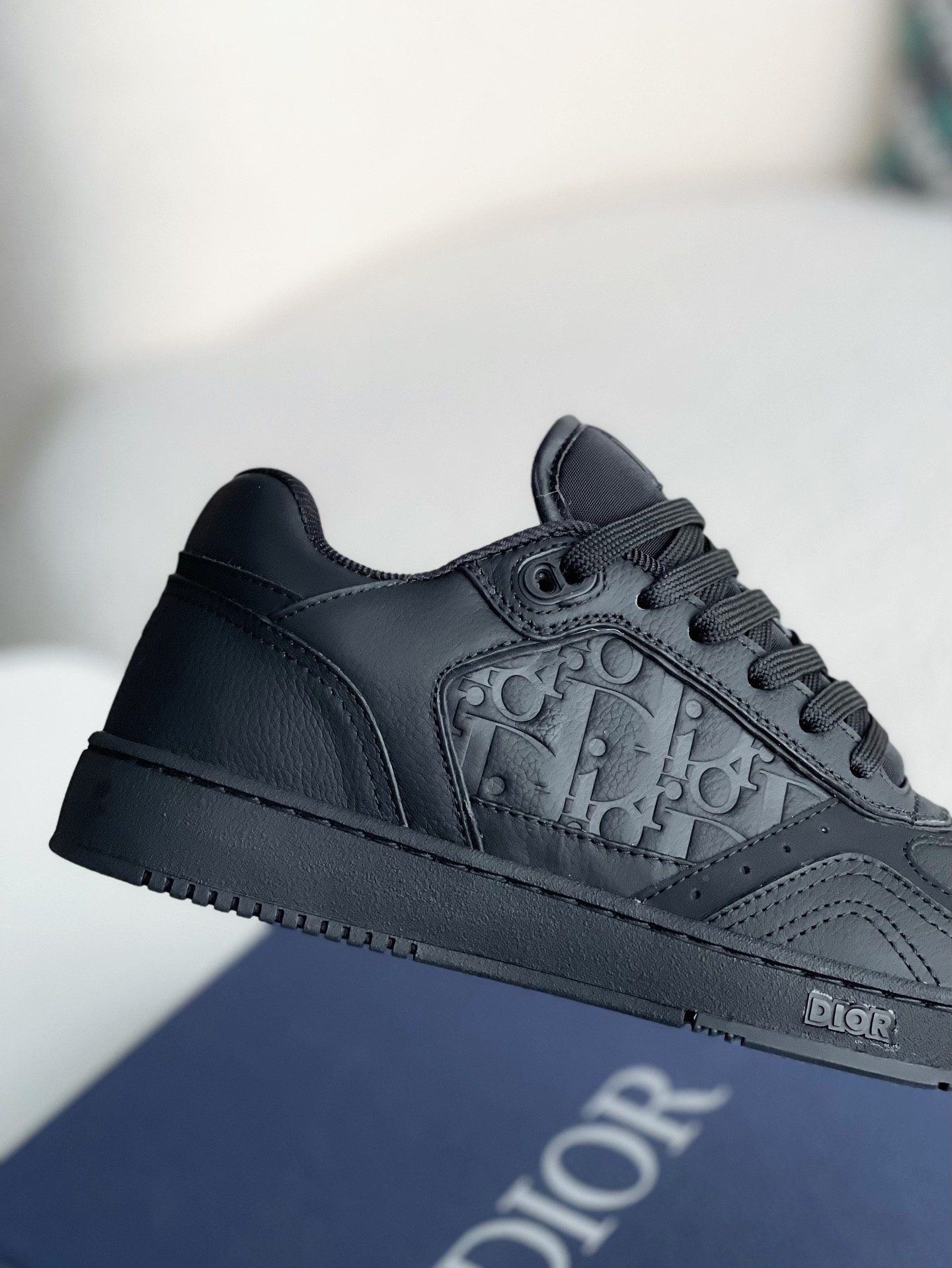 DIOR New B27 Sneaker